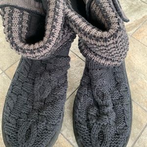 UGG Cardy knit Boots Sz 11